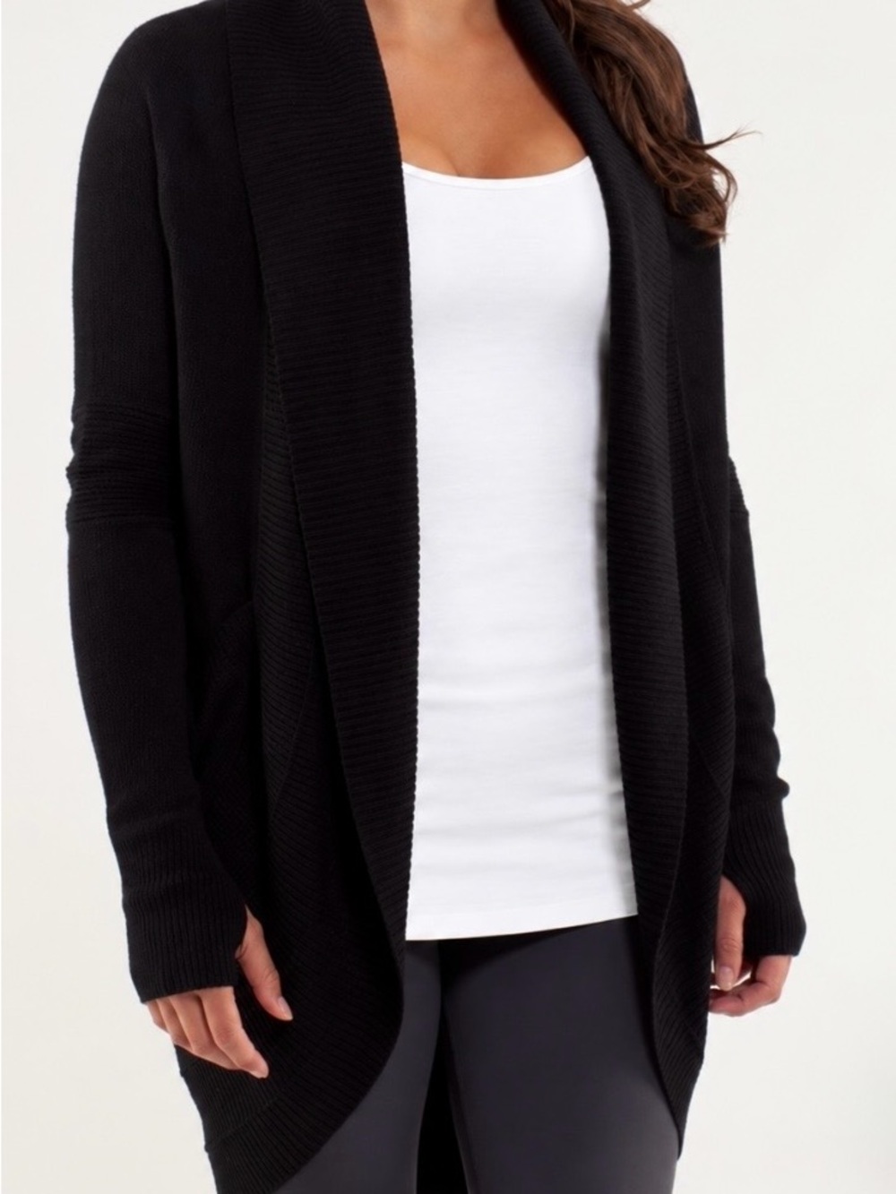 Lululemon Transformation Wrap Size Medium Black MSRP $138